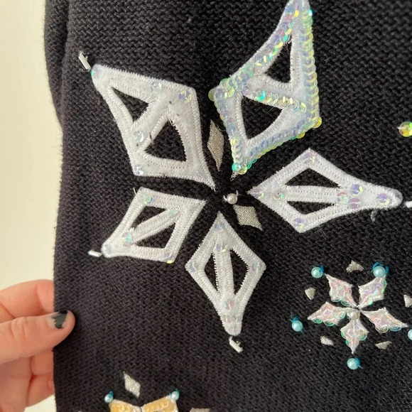 Karen Scott Sport Black Button Down Snowflake Cardigan - Picture 3 of 6